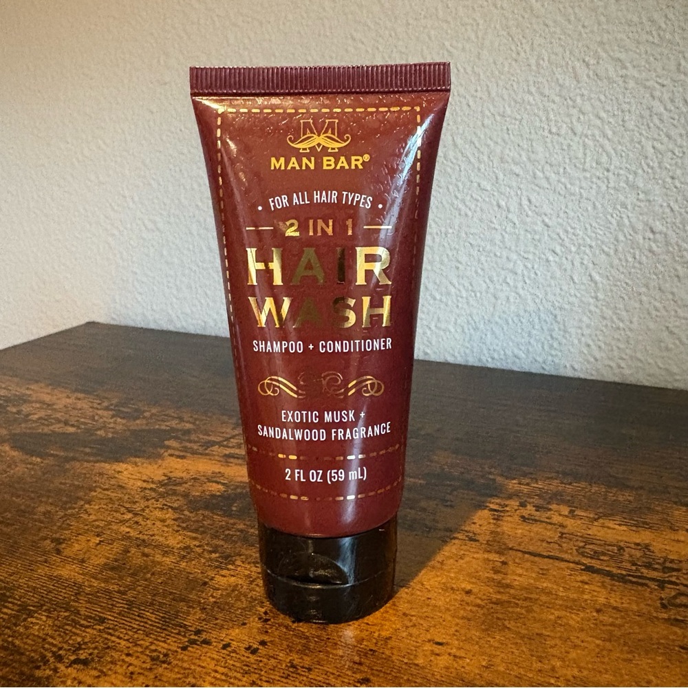 MAN BAR 2 in 1 HAIR WASH Shampoo + Conditioner in Exotic Musk & Sandalwood Scent